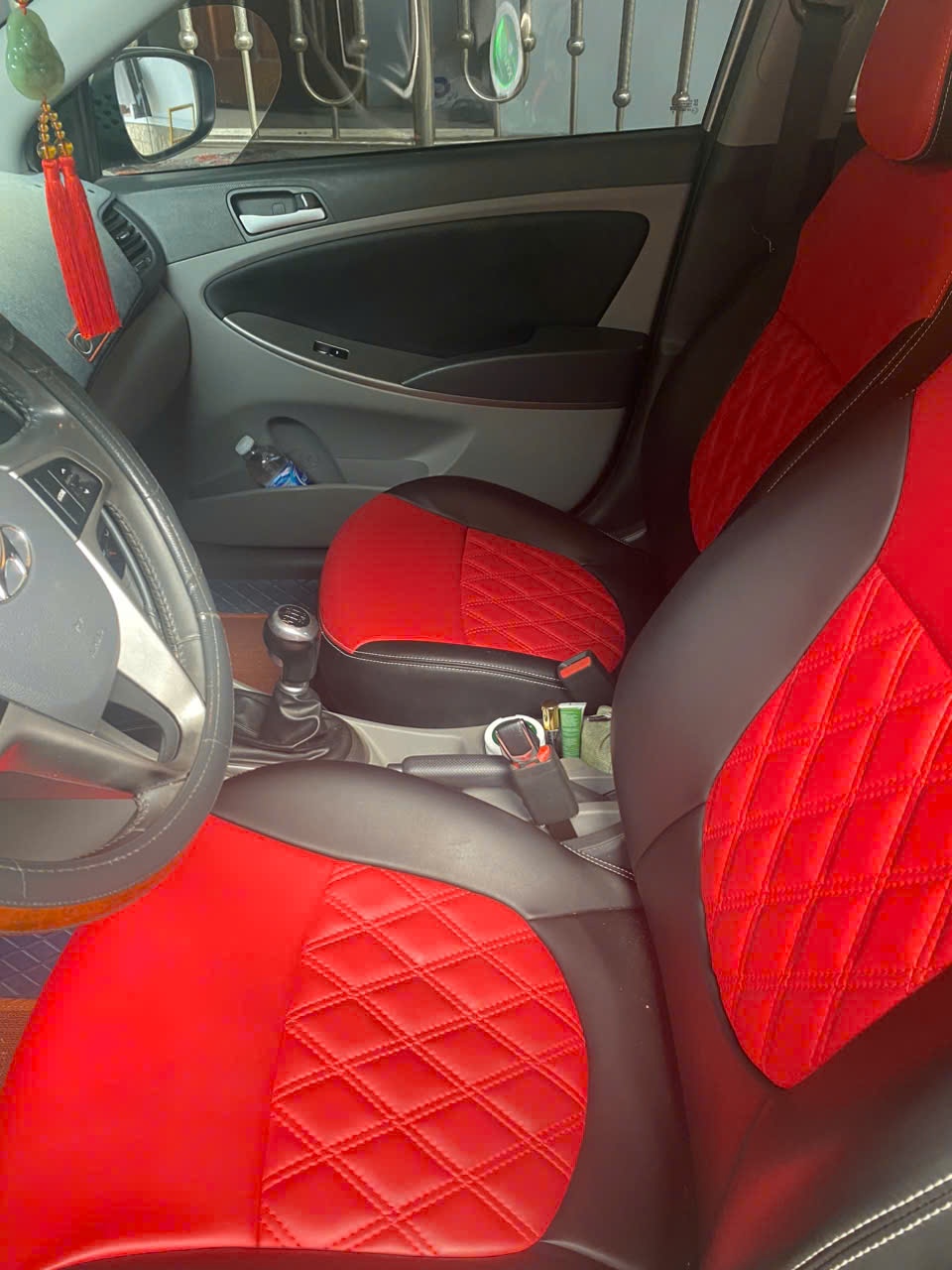 Hyundai Accent 1.4 MT 2015 - Nội thất 3