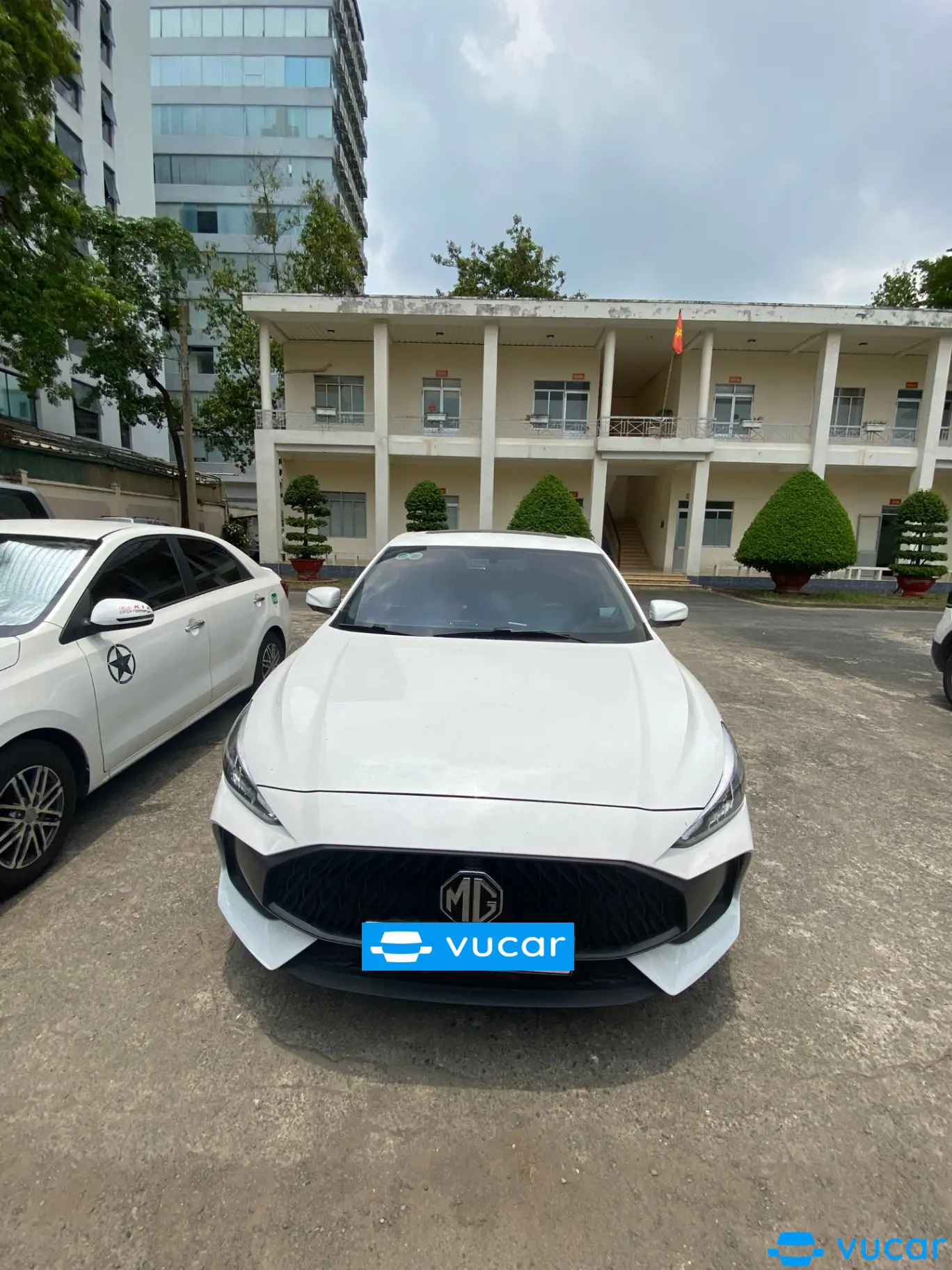 MG 5 Luxury 1.5 AT 2022 - Ngoại thất 2