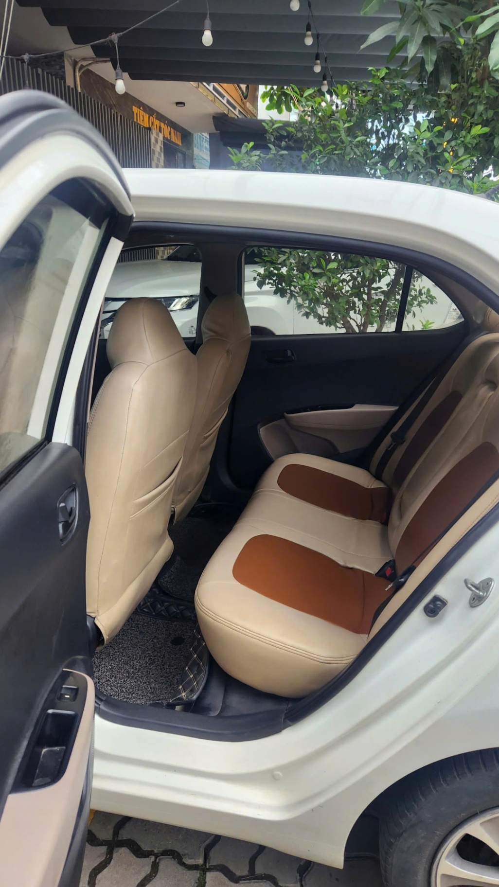 Hyundai I10 Grand 1.2 MT Base 2017 - Nội thất 4