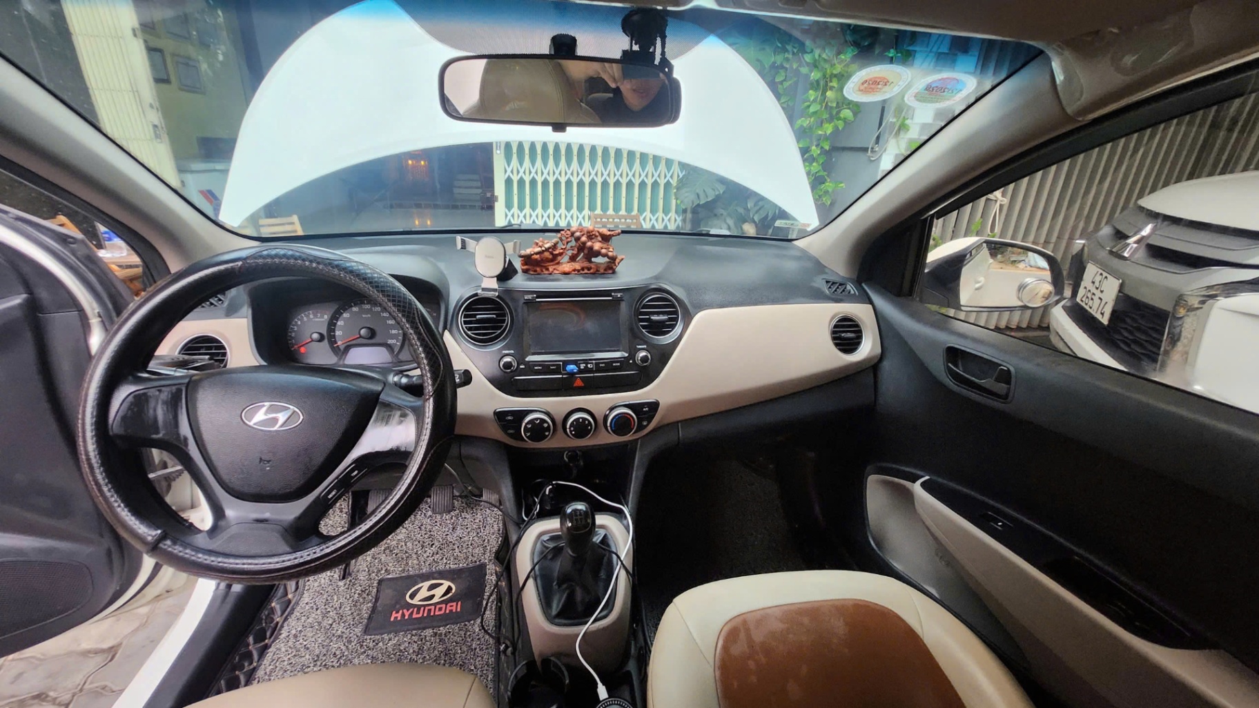 Hyundai I10 Grand 1.2 MT Base 2017 - Nội thất 5