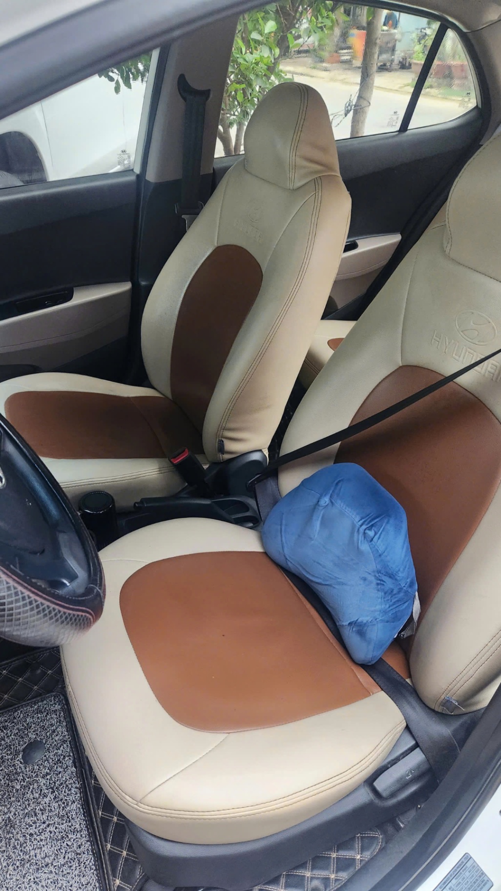 Hyundai I10 Grand 1.2 MT Base 2017 - Nội thất 8