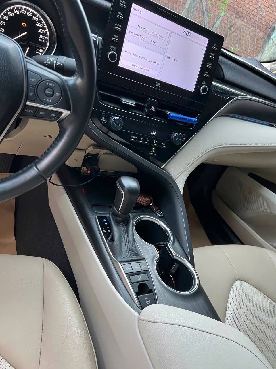 Toyota Camry 2.0Q 2022 - Nội thất 3