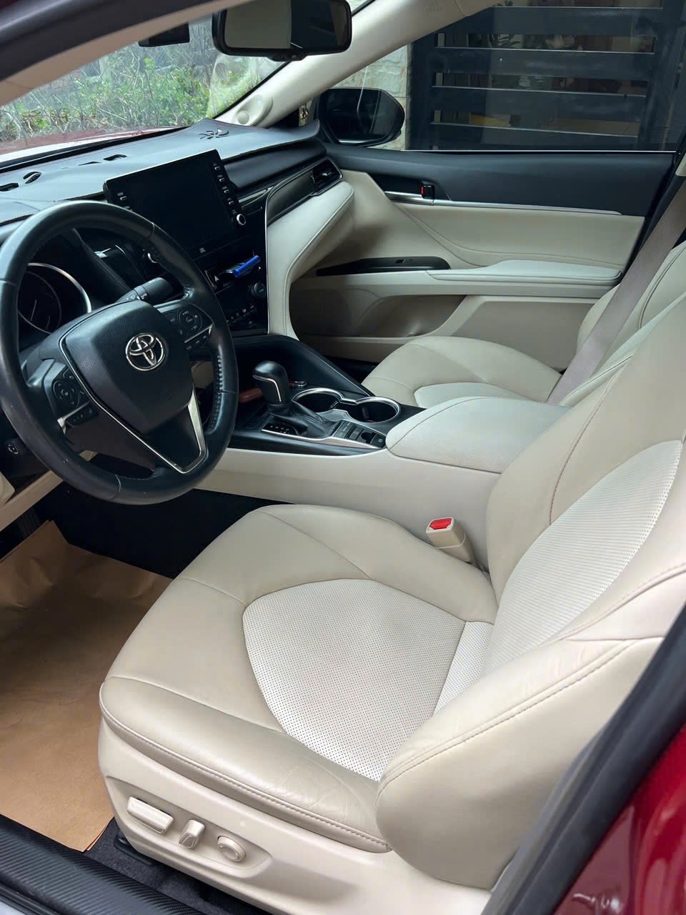 Toyota Camry 2.0Q 2022 - Nội thất 1