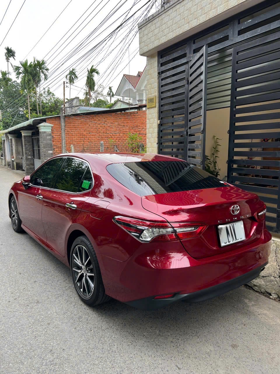 Toyota Camry 2.0Q 2022 - Ngoại thất 2