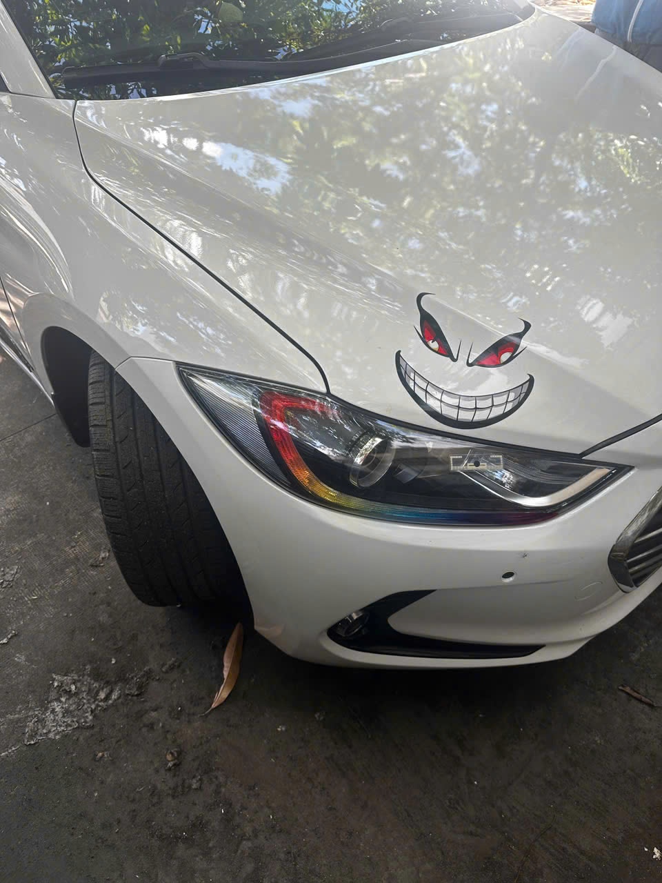 Hyundai Elantra 2.0 AT 2017 - Nội thất 9
