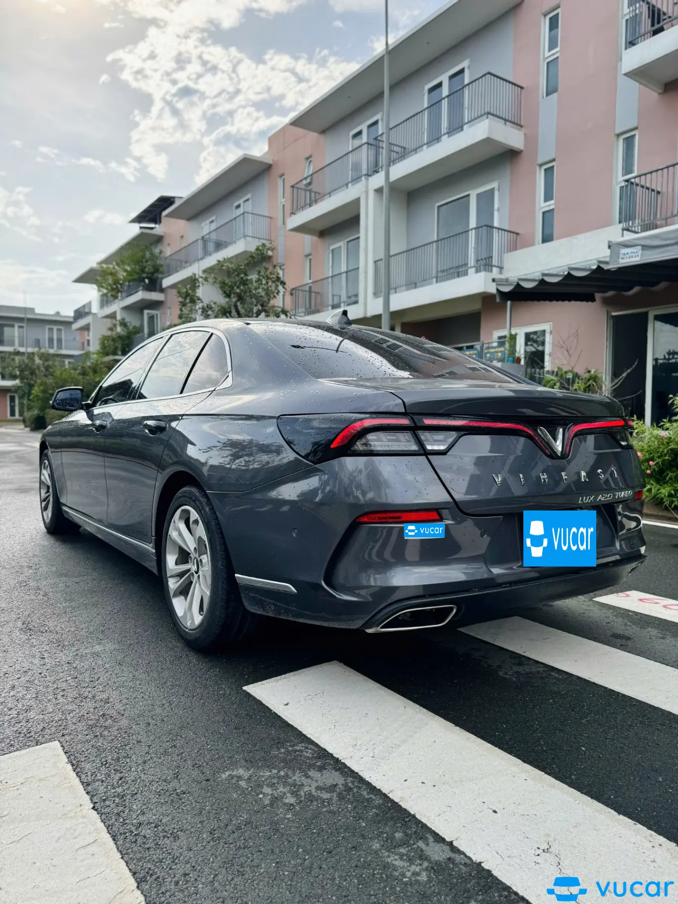 Vinfast Lux a 2.0 Plus 2.0 AT 2019 - Ngoại thất 11