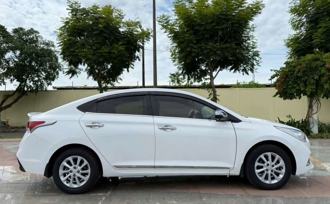 Hyundai Accent 1.4 AT 2020 - Ngoại thất 2