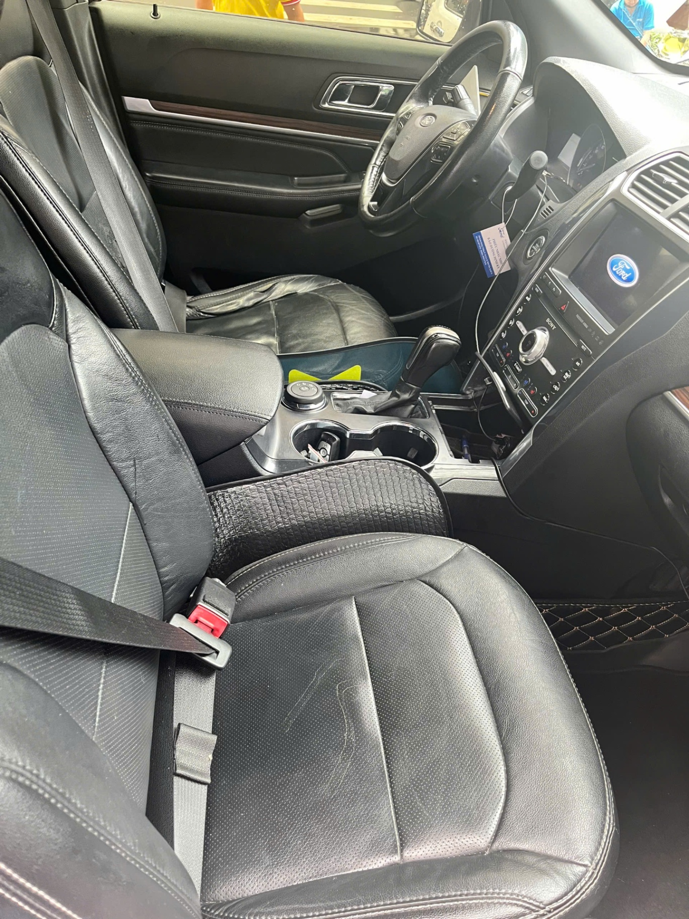 Ford Explorer Limited 2.3L EcoBoost 2019 - Nội thất 3