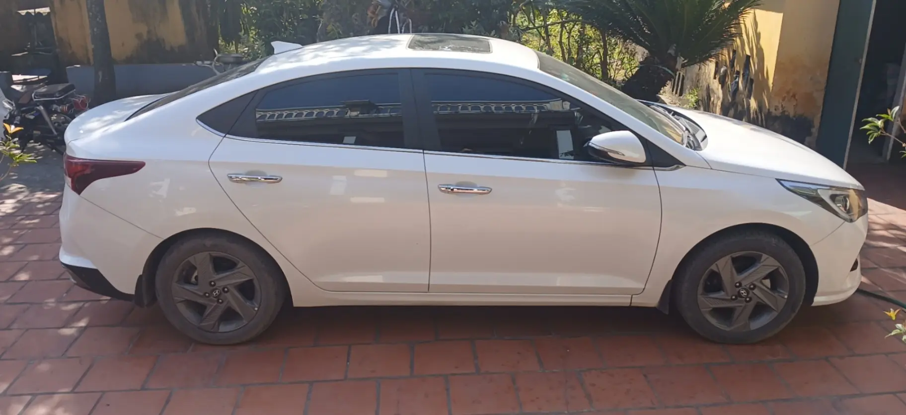 Hyundai Accent 1.4 AT Đặc Biệt 2021 - Ngoại thất 2