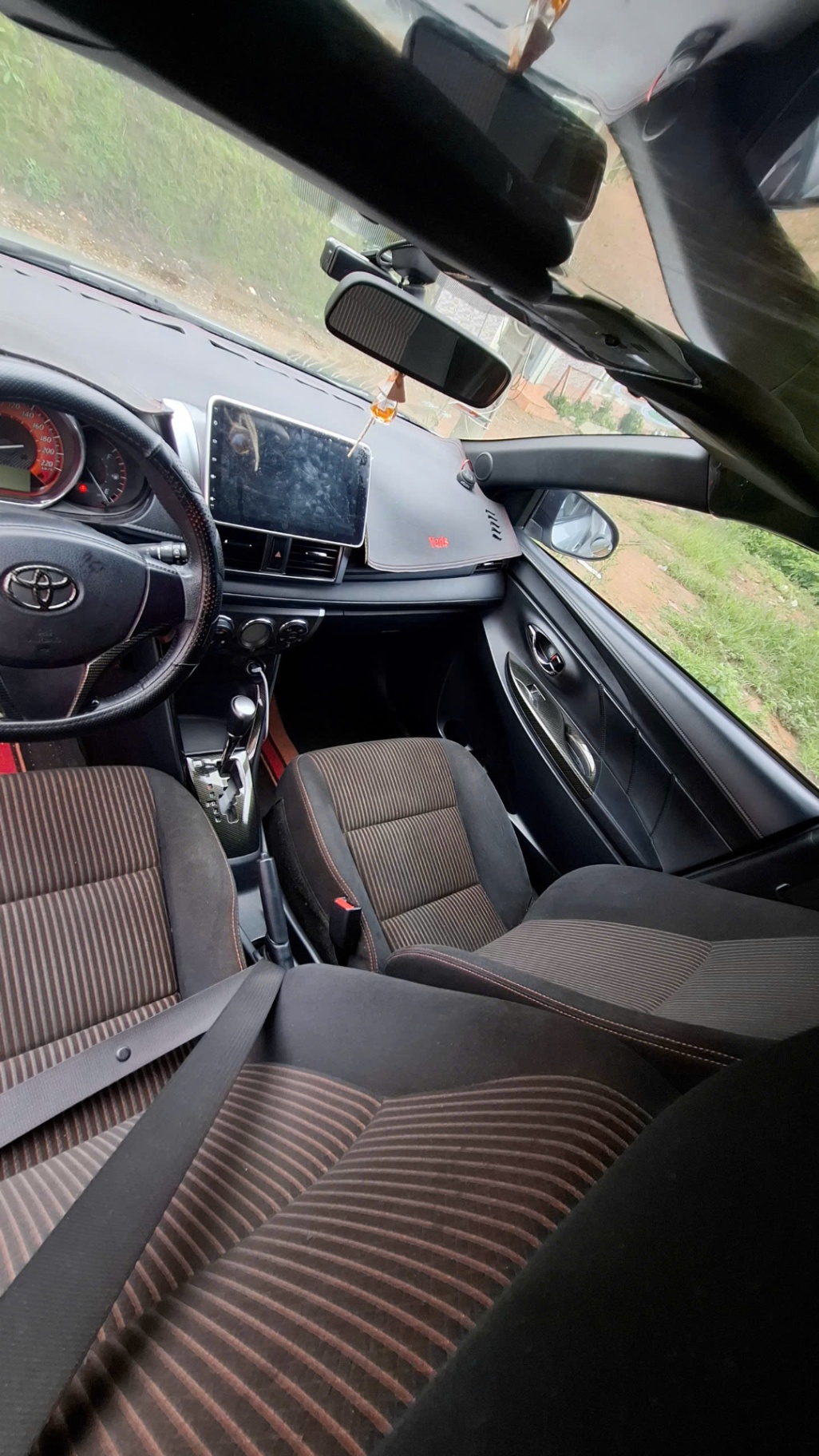 Toyota Yaris 1.3G 2016 - Nội thất 9
