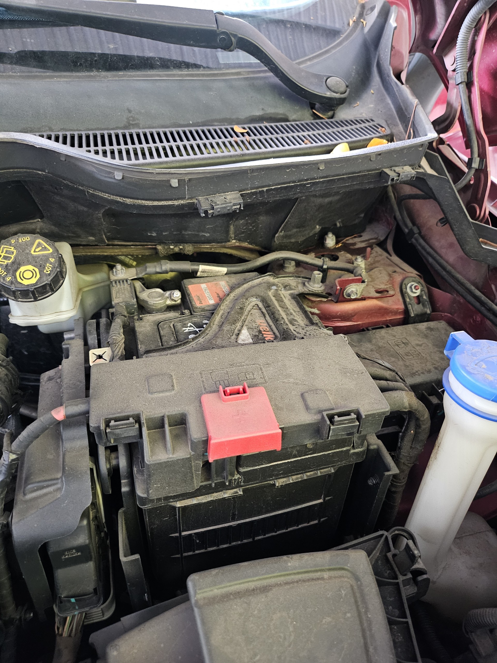 Ford EcoSport Ambiente 1.5L AT 2018 - Khoang động cơ 2
