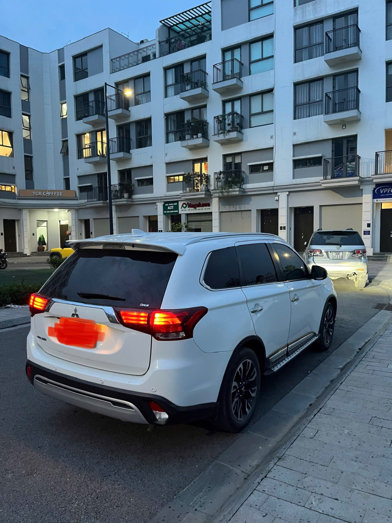 Mitsubishi Outlander Premium 2.0 CVT 2021