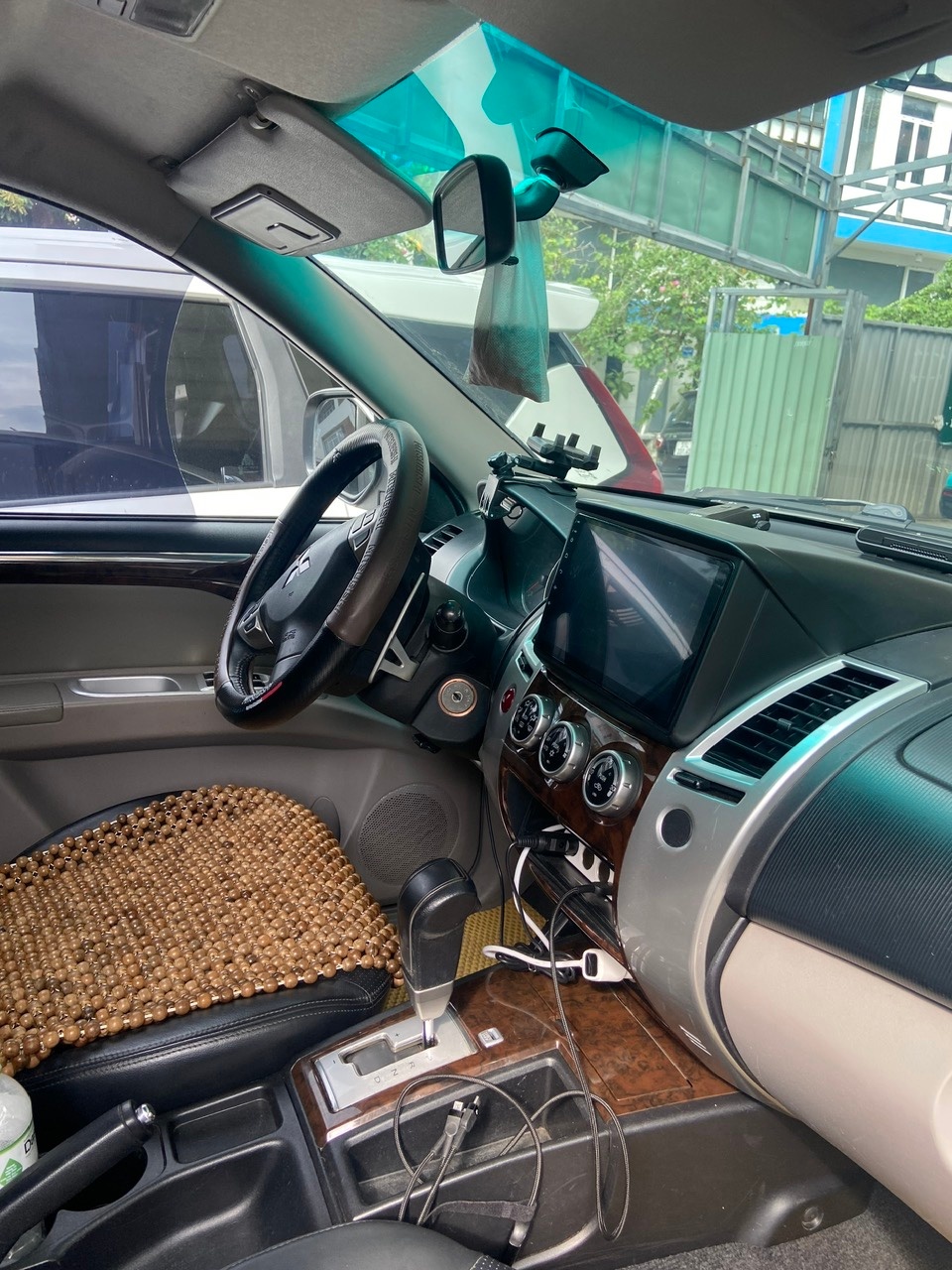 Mitsubishi Pajero sport G 4x2 AT 2015 - Nội thất 1