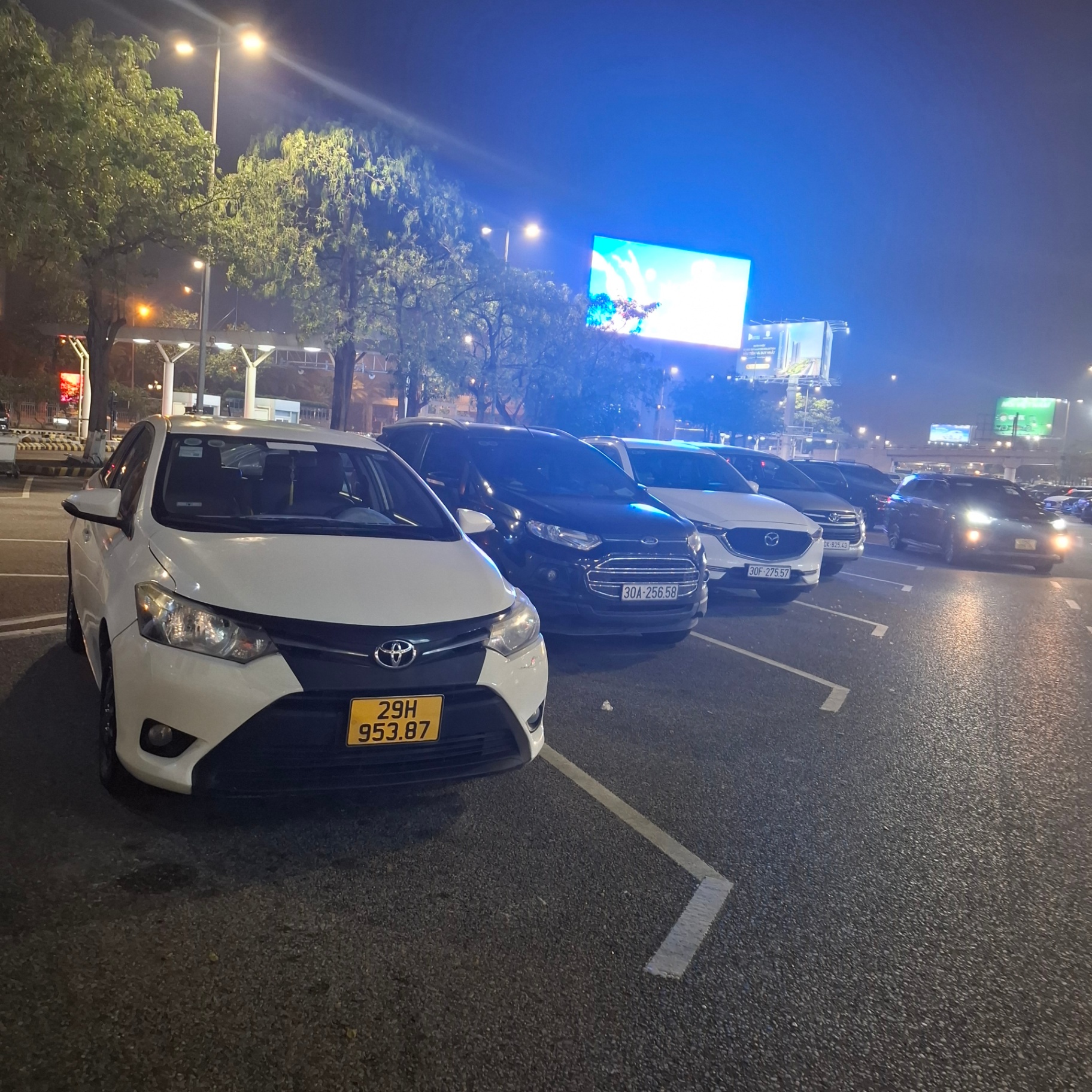 Toyota Vios 1.3 MT 2014