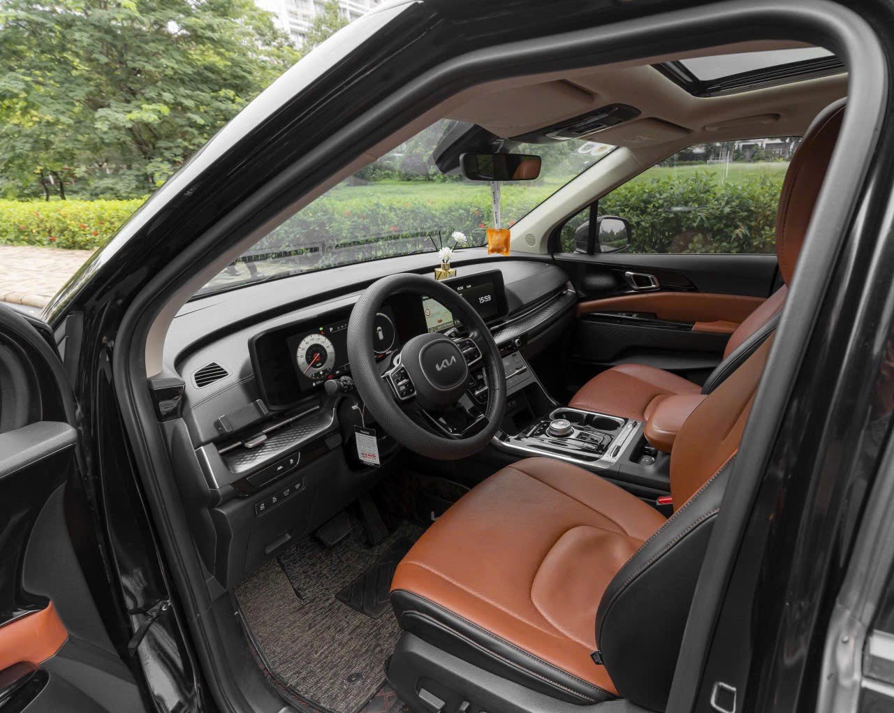 Kia Carnival Signature 3.5G 2022 - Nội thất 2
