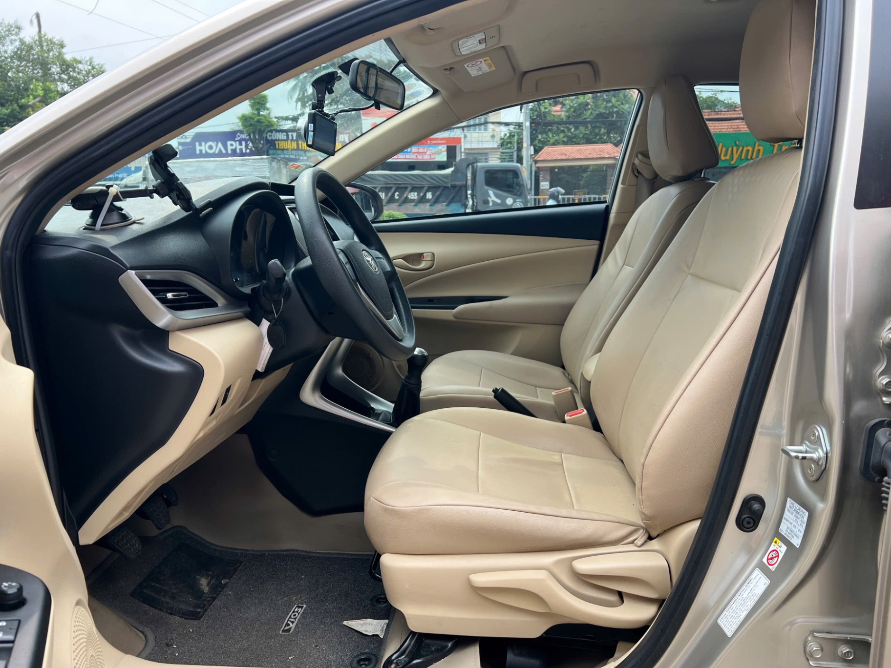 Toyota Vios 1.5E MT 2019 - Nội thất 1