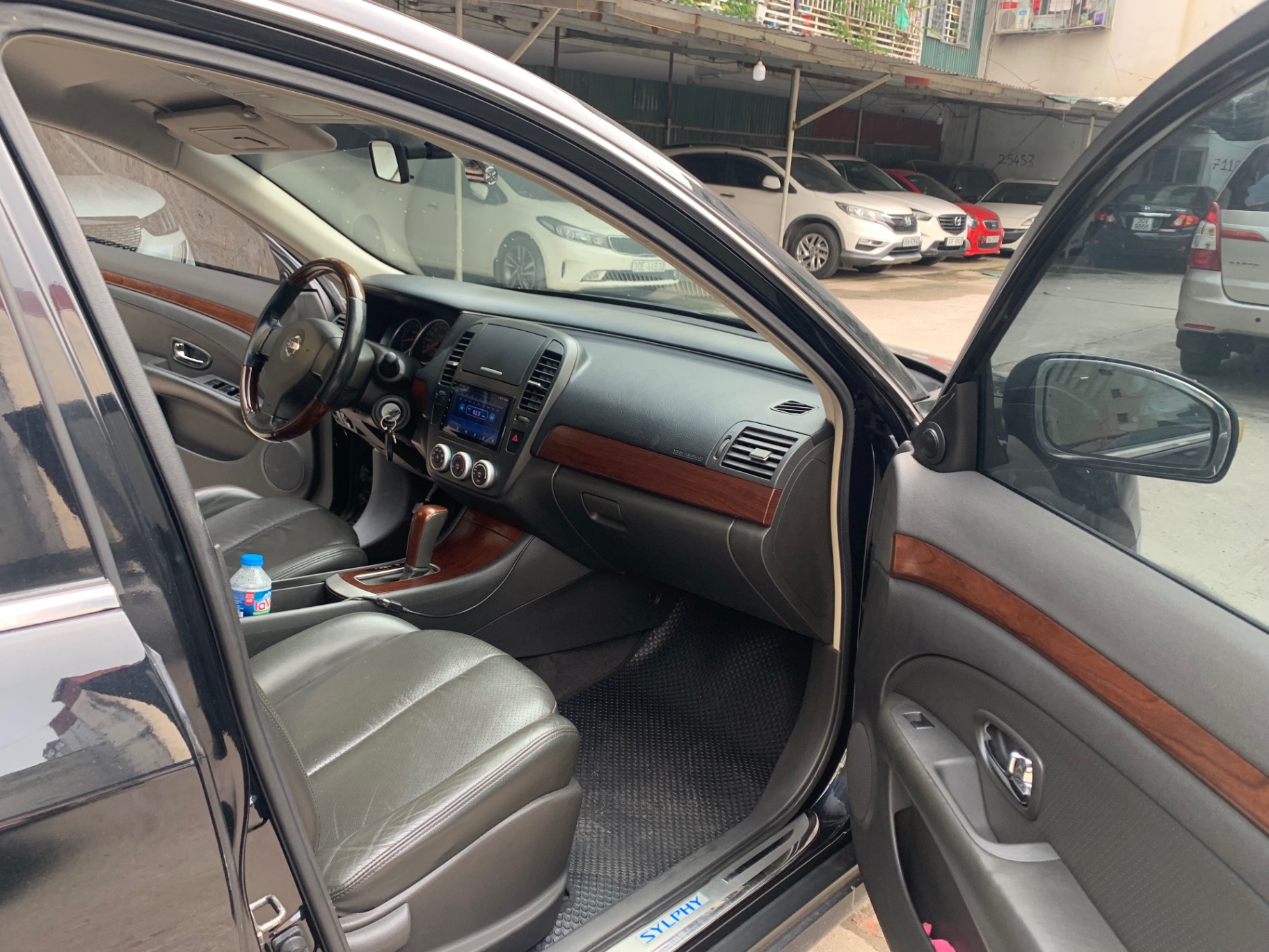 Nissan Bluebird Sylphy 2.0 AT 2009 - Nội thất 1