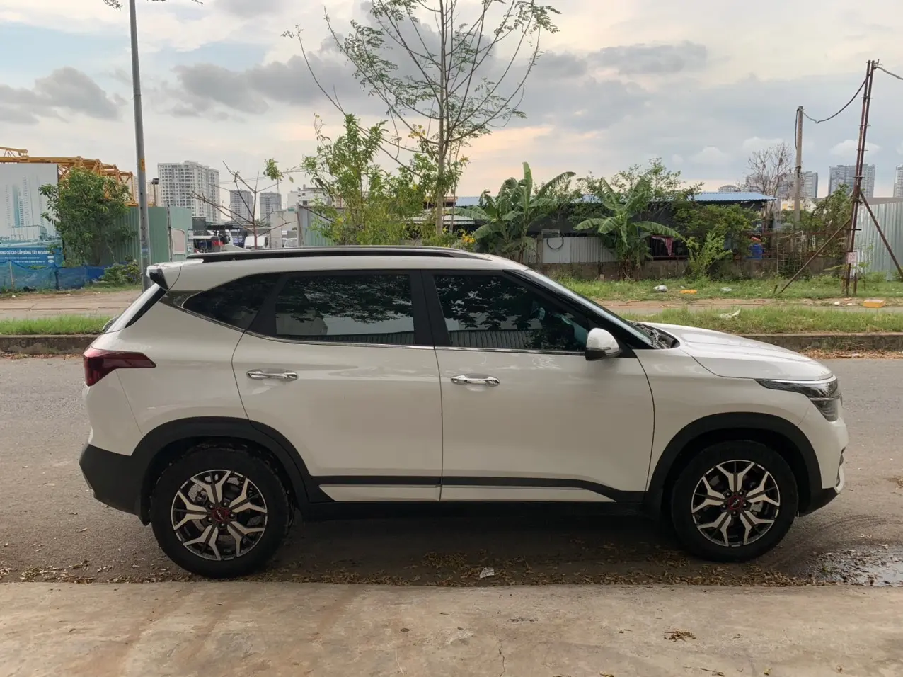 Kia Seltos Premium 1.4 AT 2021 - Ngoại thất 2