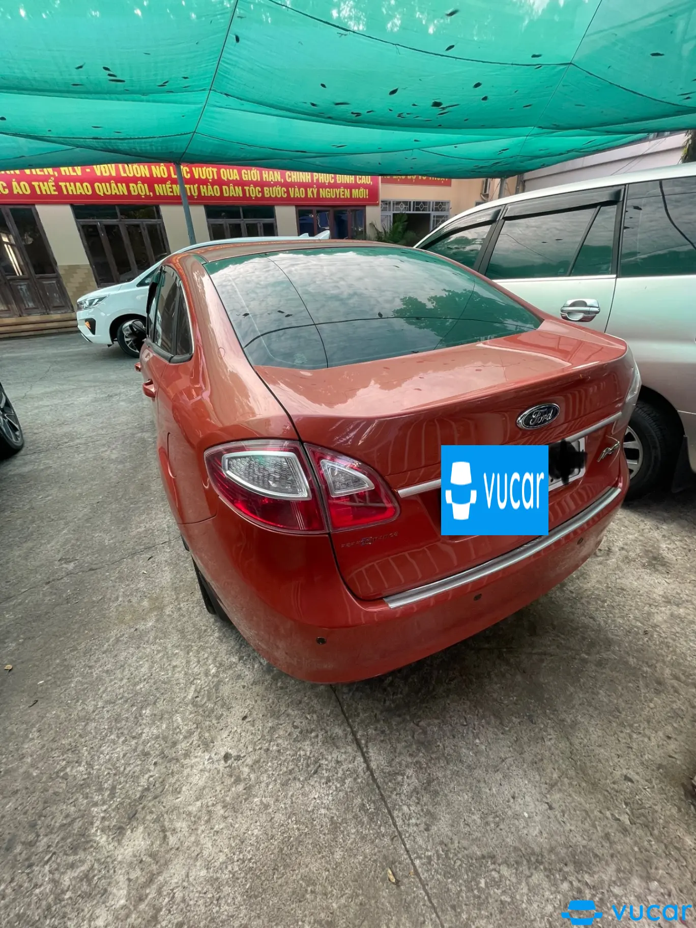 Ford Fiesta 2011 - Ngoại thất 2