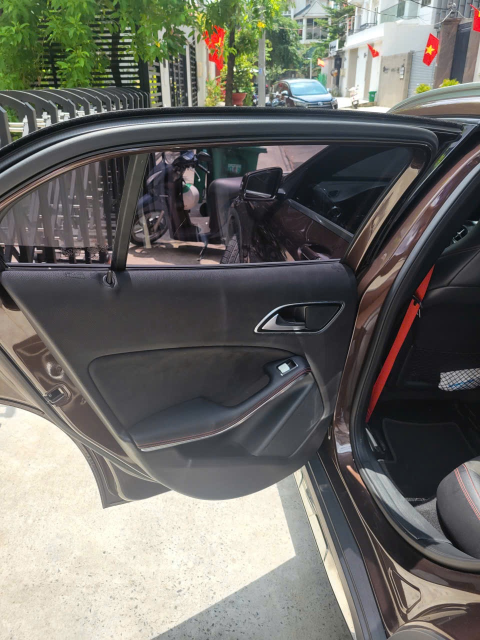 Mercedes Gla class GLA 250 4Matic 2017 - Nội thất 3