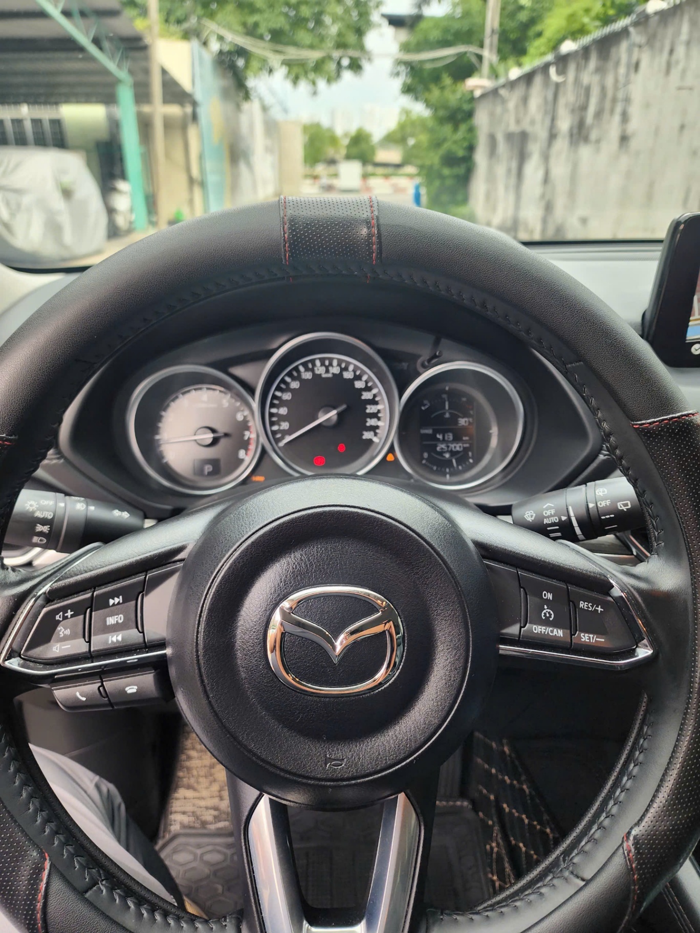 Mazda Cx5 Luxury 2.0 AT 2022 - Nội thất 4