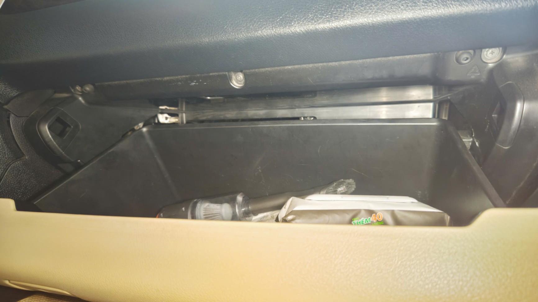 Toyota Camry 2.5G 2015 - Nội thất 30
