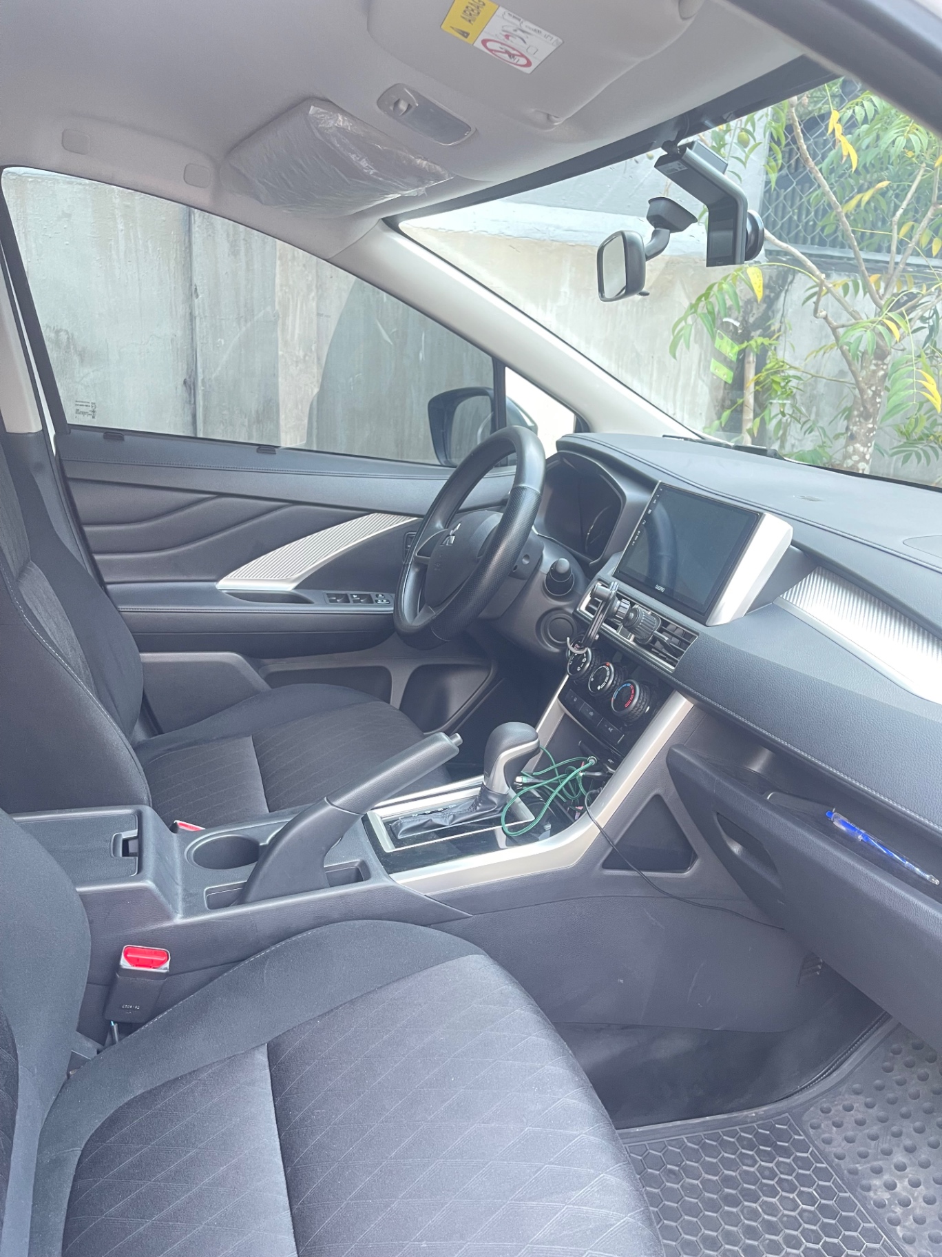 Mitsubishi Xpander 1.5 AT 2023 - Nội thất 1