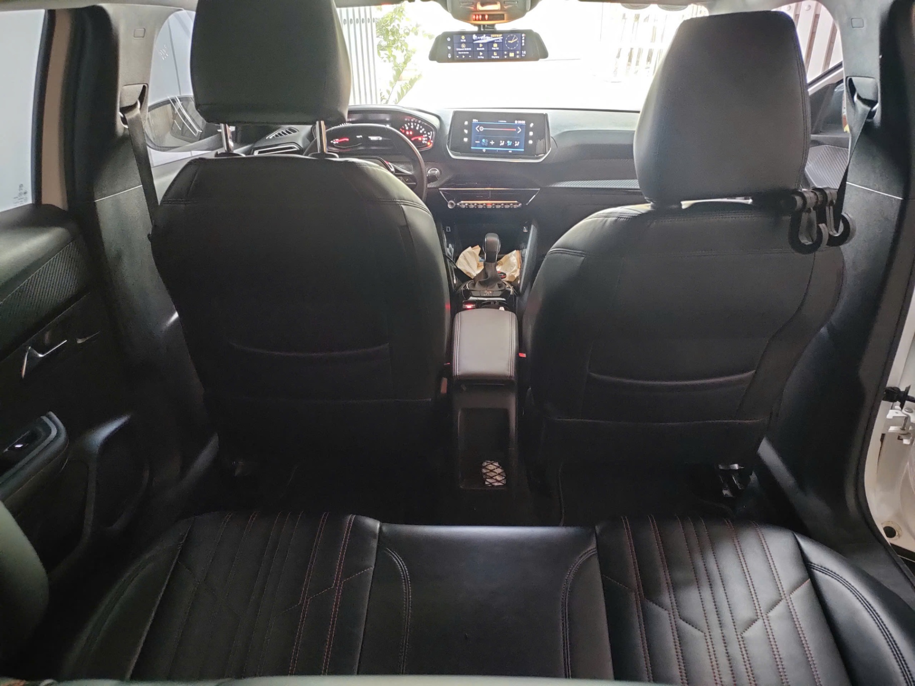 Peugeot 2008 Active 1.2 AT 2020 - Nội thất 5
