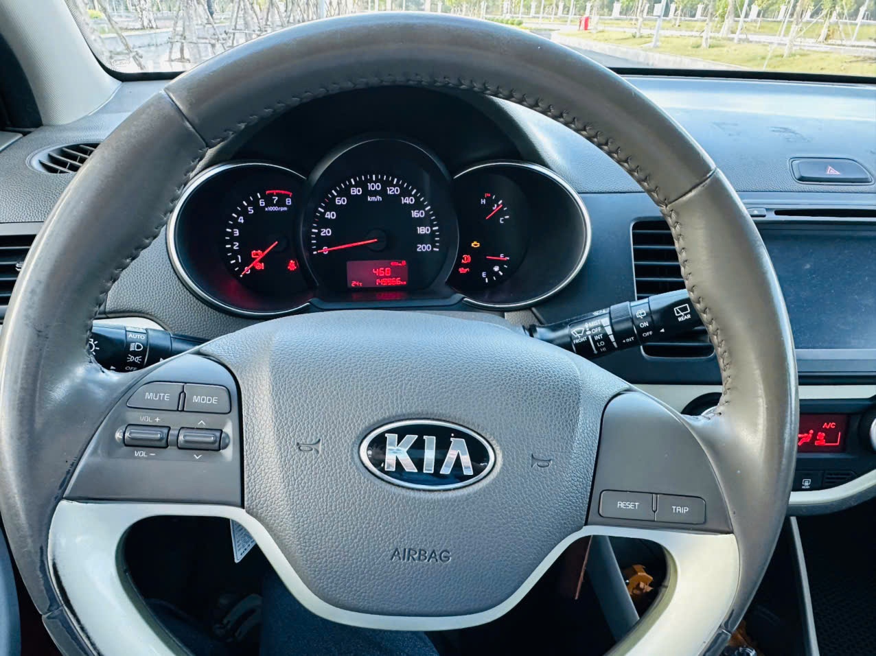 Kia Morning Si MT 2017 - Nội thất 2