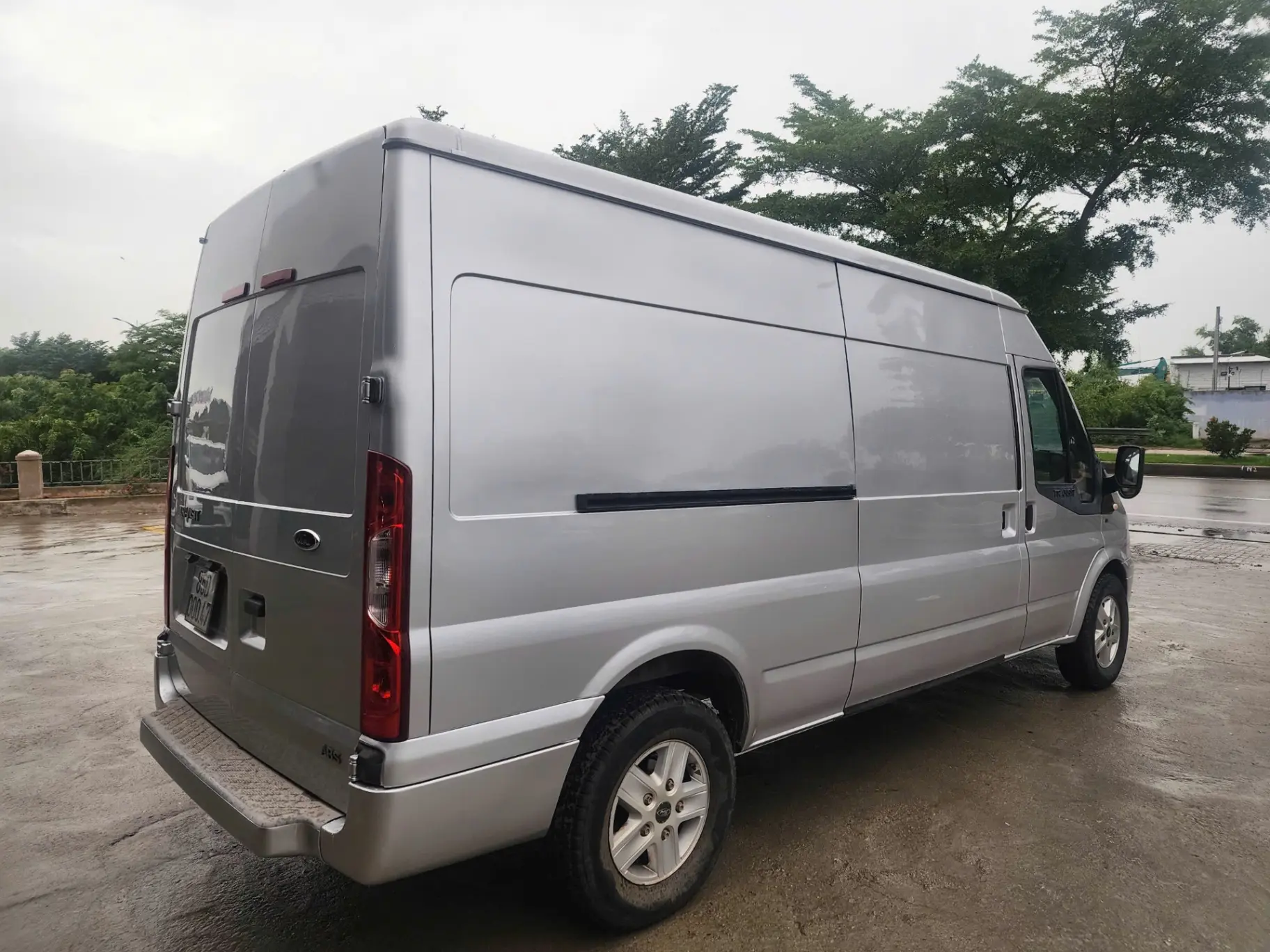 Ford Transit Van 2021 - Ngoại thất 5