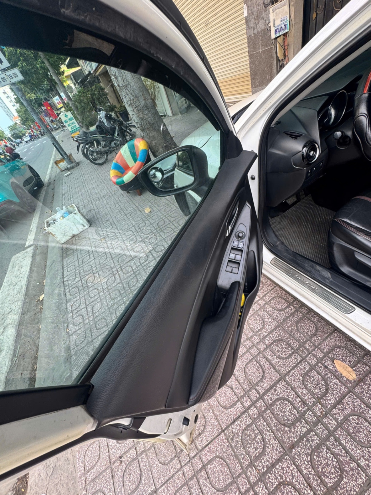 Mazda 2 1.5 AT 2017 - Nội thất 3