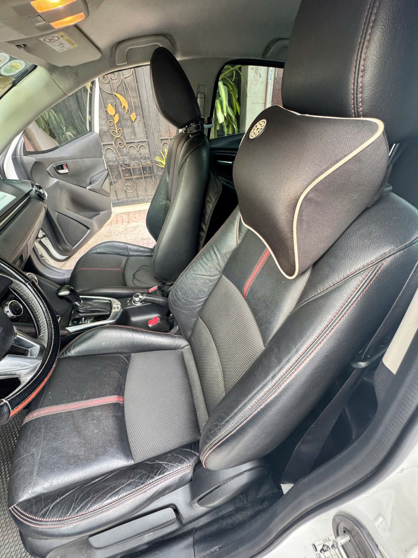 Mazda 2 1.5 AT 2017 - Nội thất 5