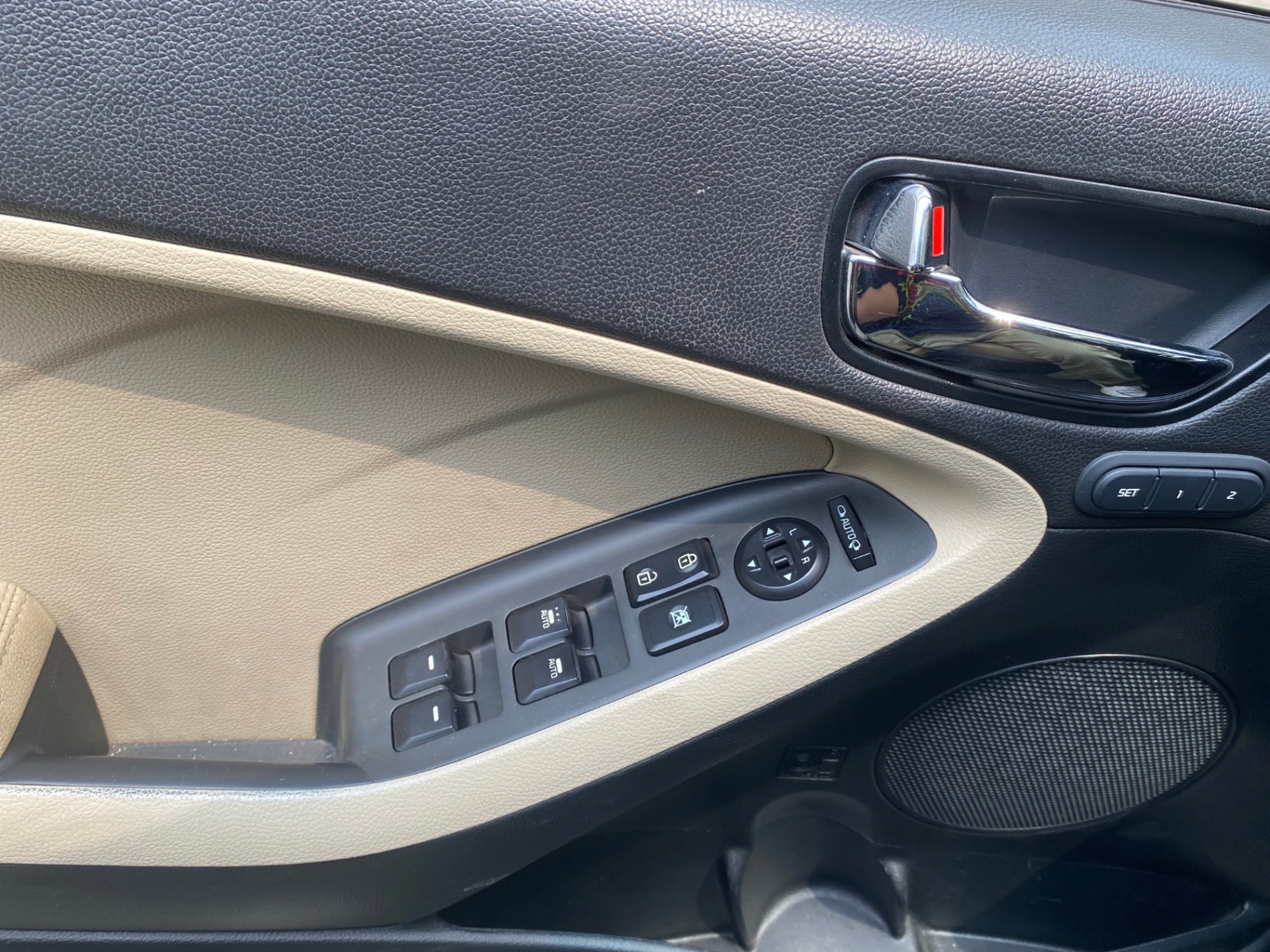Kia Cerato 2.0 AT 2018 - Nội thất 5