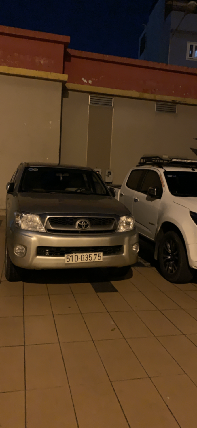 Toyota Hilux 2.5E 4x2 MT 2009 - Ngoại thất 3