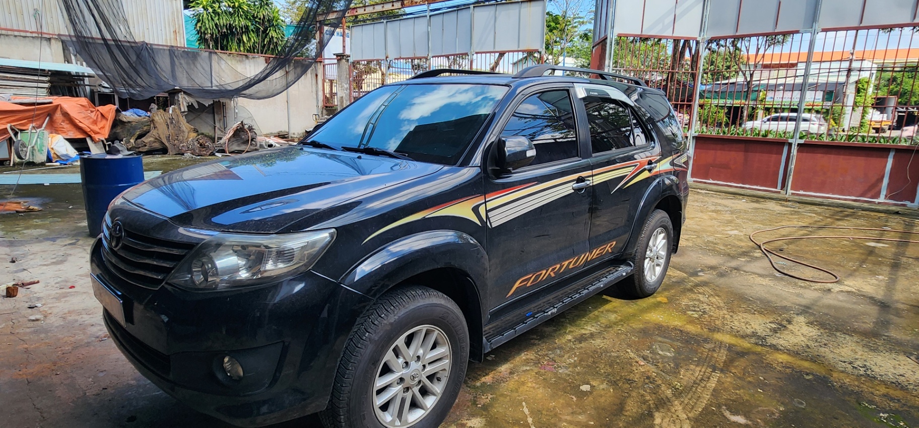 Toyota Fortuner 2.7V 4x2 AT 2013