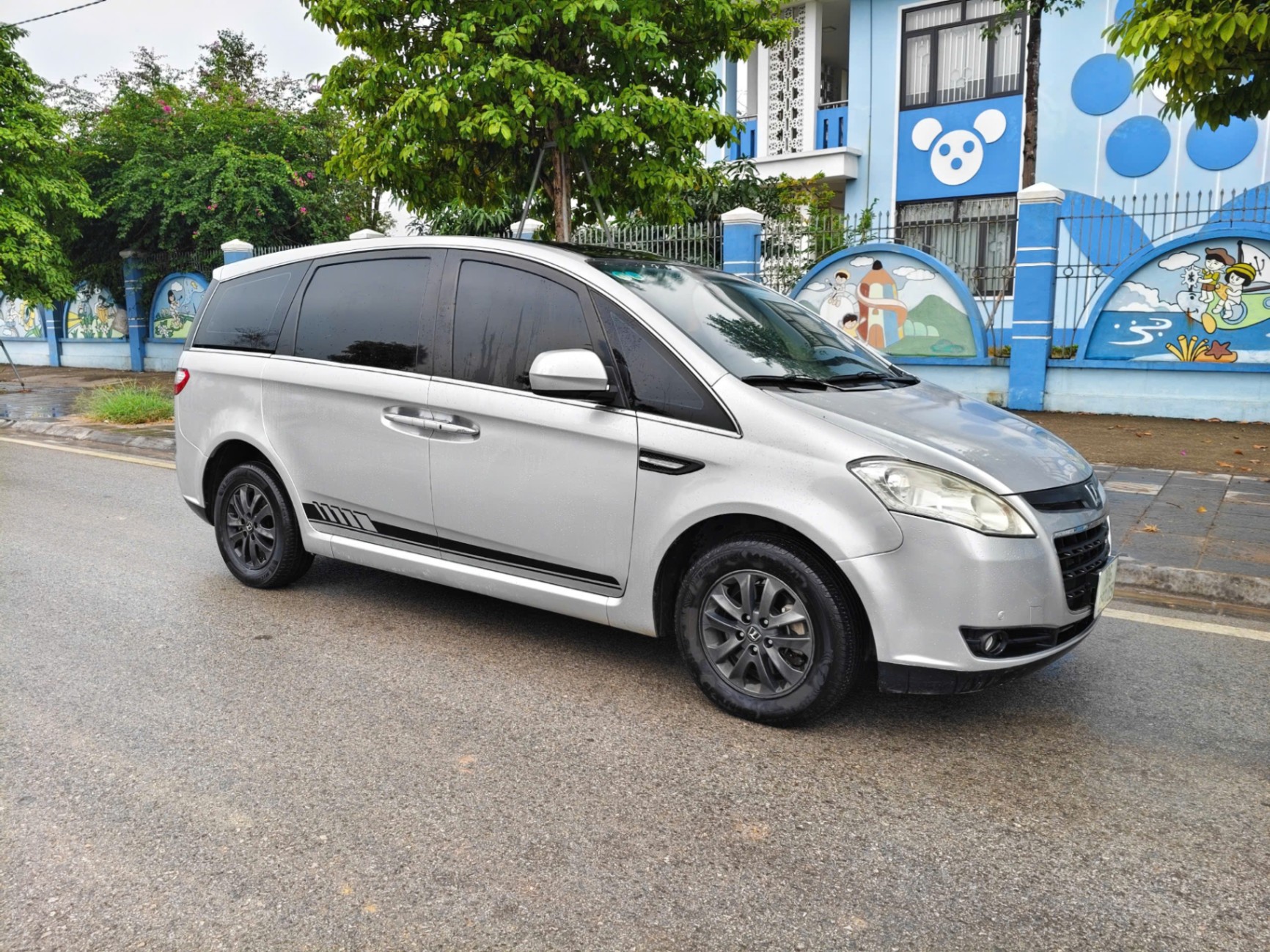 Khác M7 Khác 2013 - Ngoại thất 4