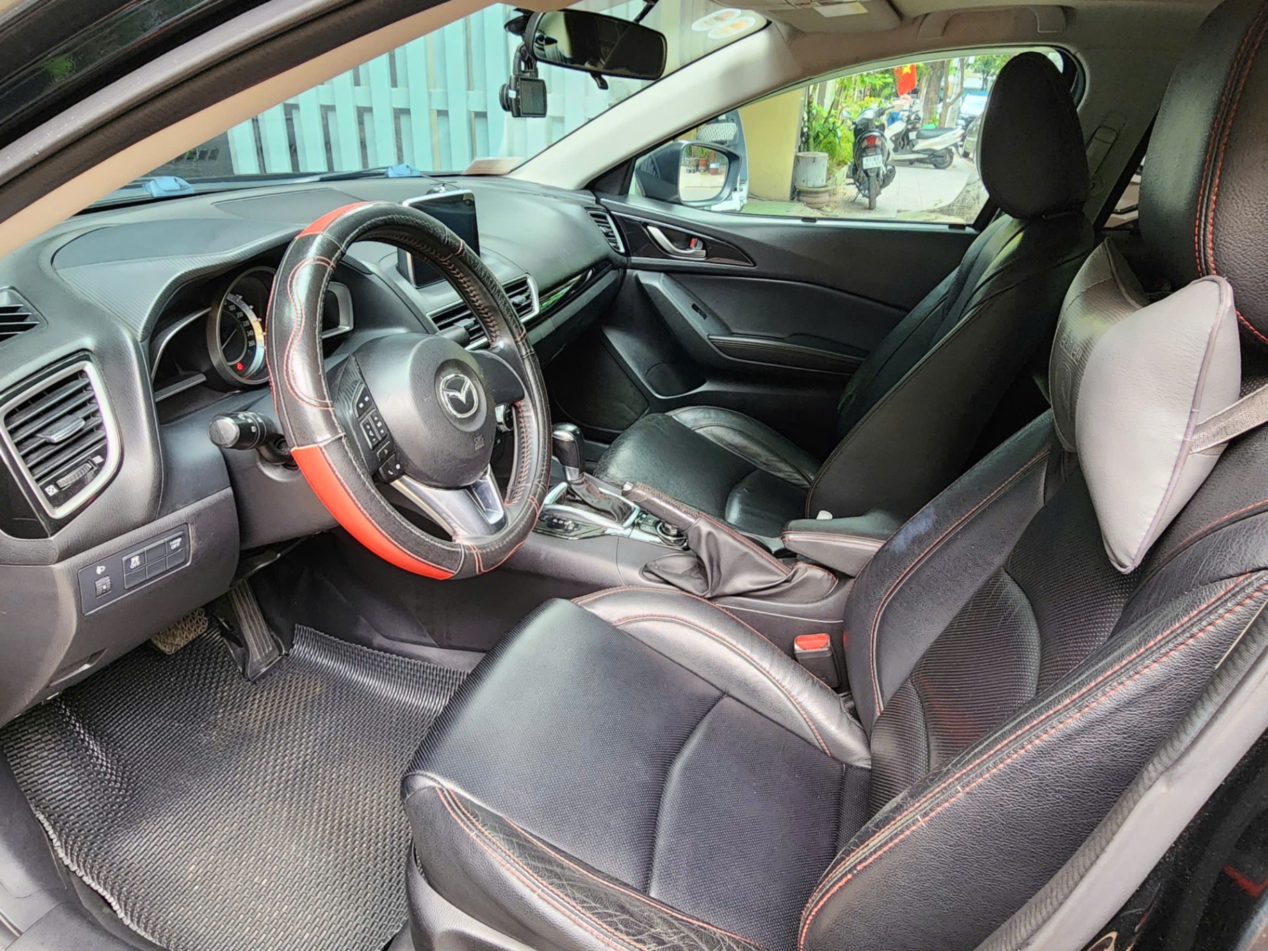 Mazda 3 1.5 AT 2016 - Nội thất 3