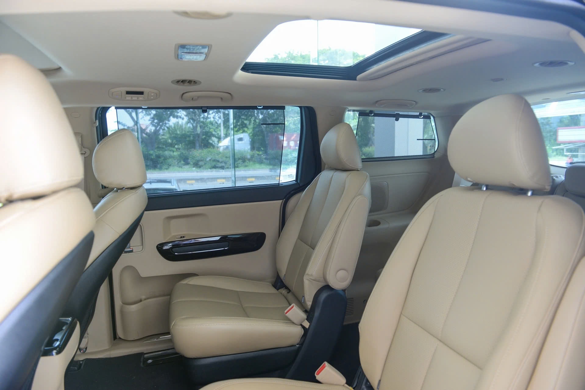 Kia Sedona 3.3 GAT Premium 2019 - Nội thất 2