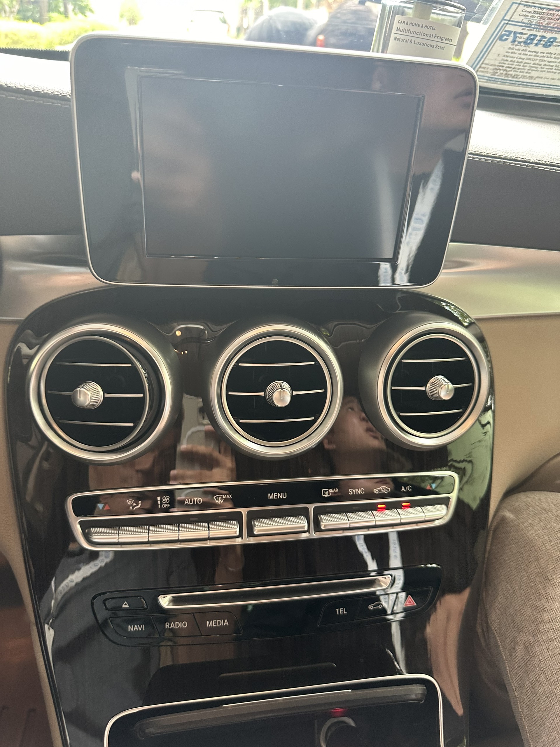 Mercedes GLC 200 2018 - Nội thất 4