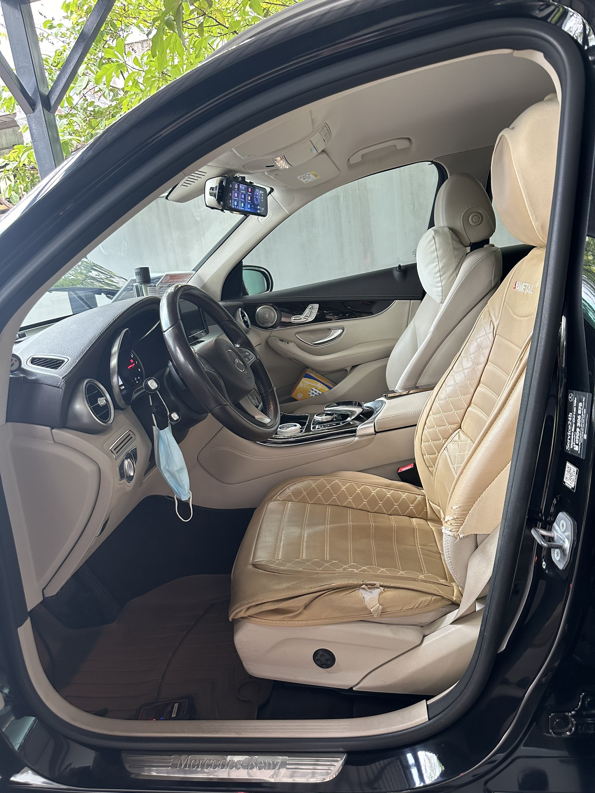 Mercedes GLC 200 2018 - Nội thất 9