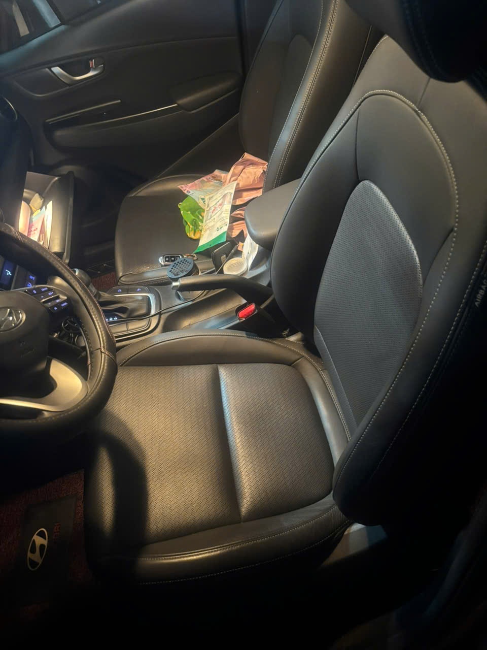Hyundai Kona 2.0 ATH 2020 - Nội thất 10