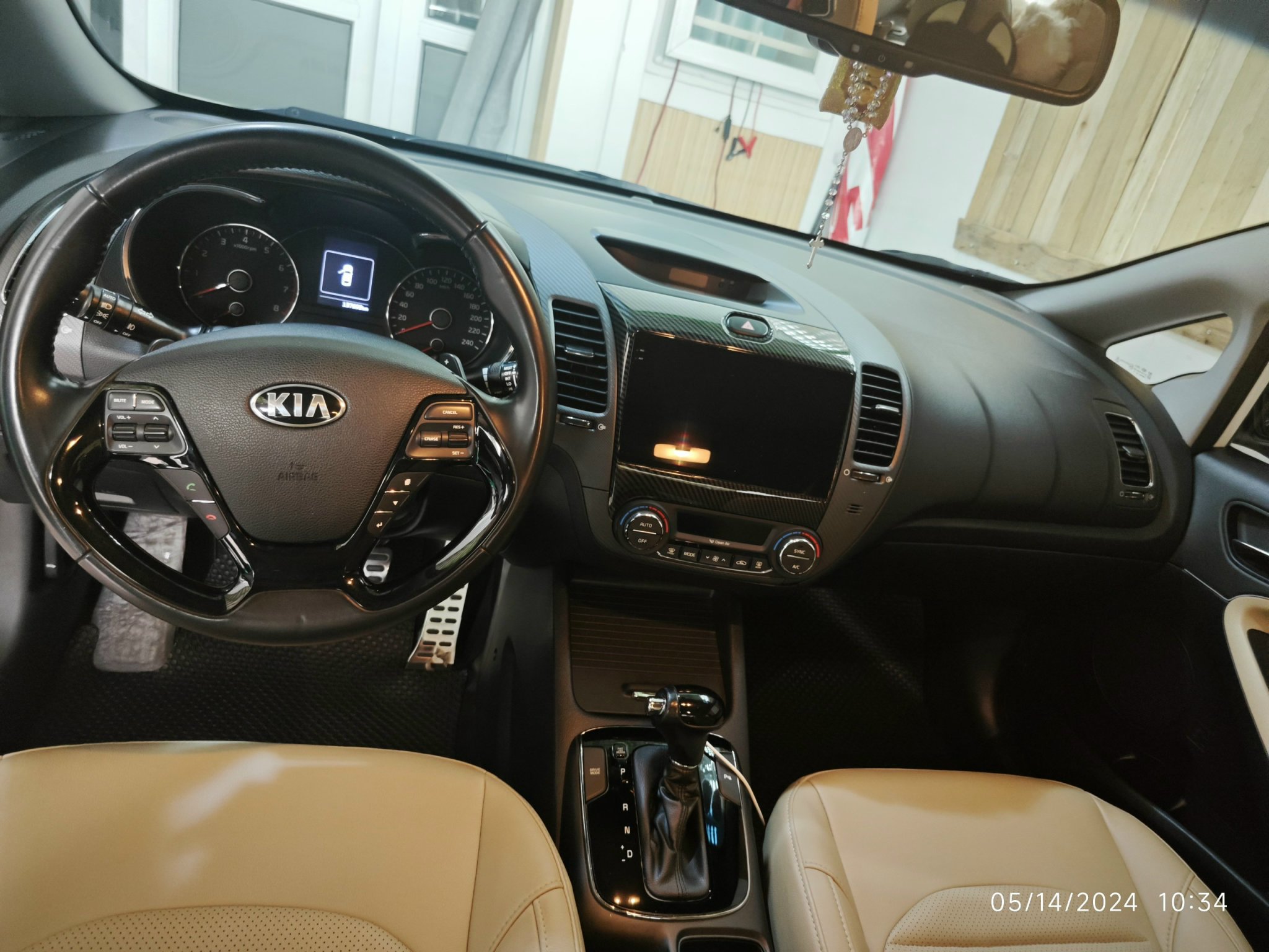 Kia Cerato 1.6 AT 2018 - Nội thất 2