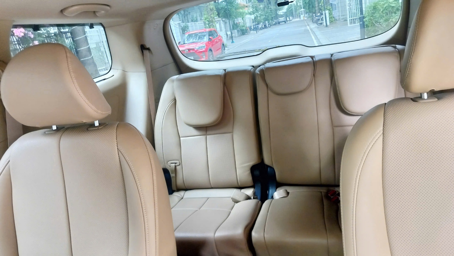 Kia Sedona 2.2 DAT Luxury 2019 - Nội thất 3