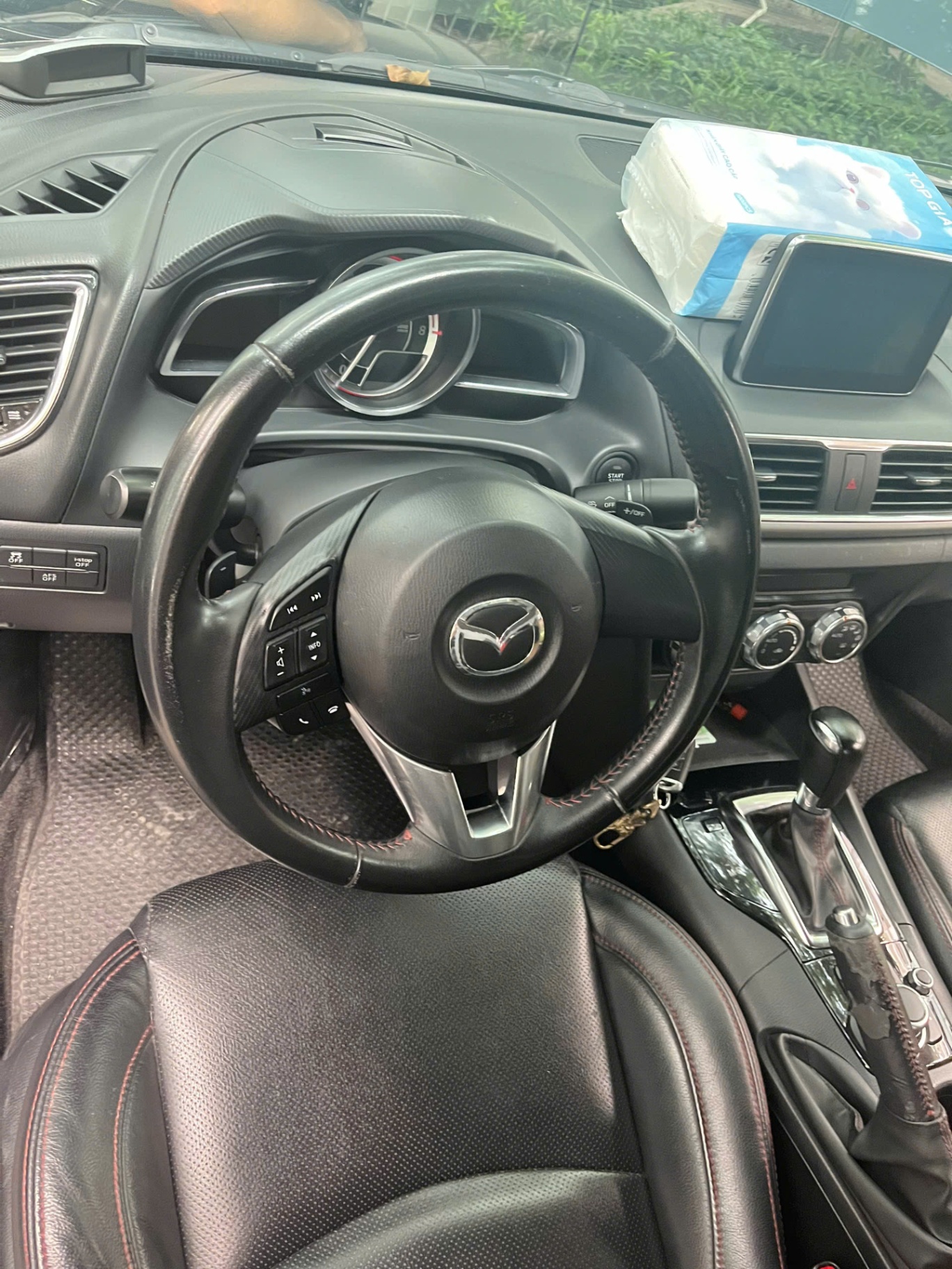 Mazda 3 2.0 AT 2015 - Nội thất 4