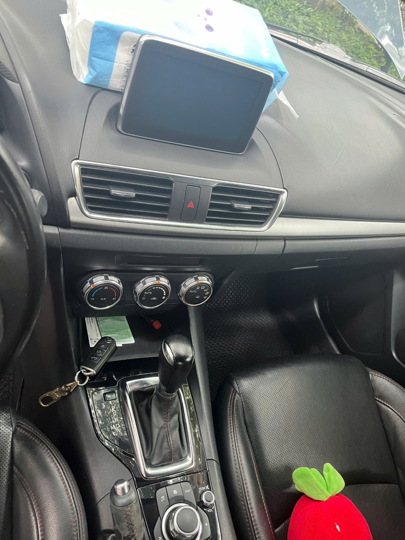Mazda 3 2.0 AT 2015 - Nội thất 3