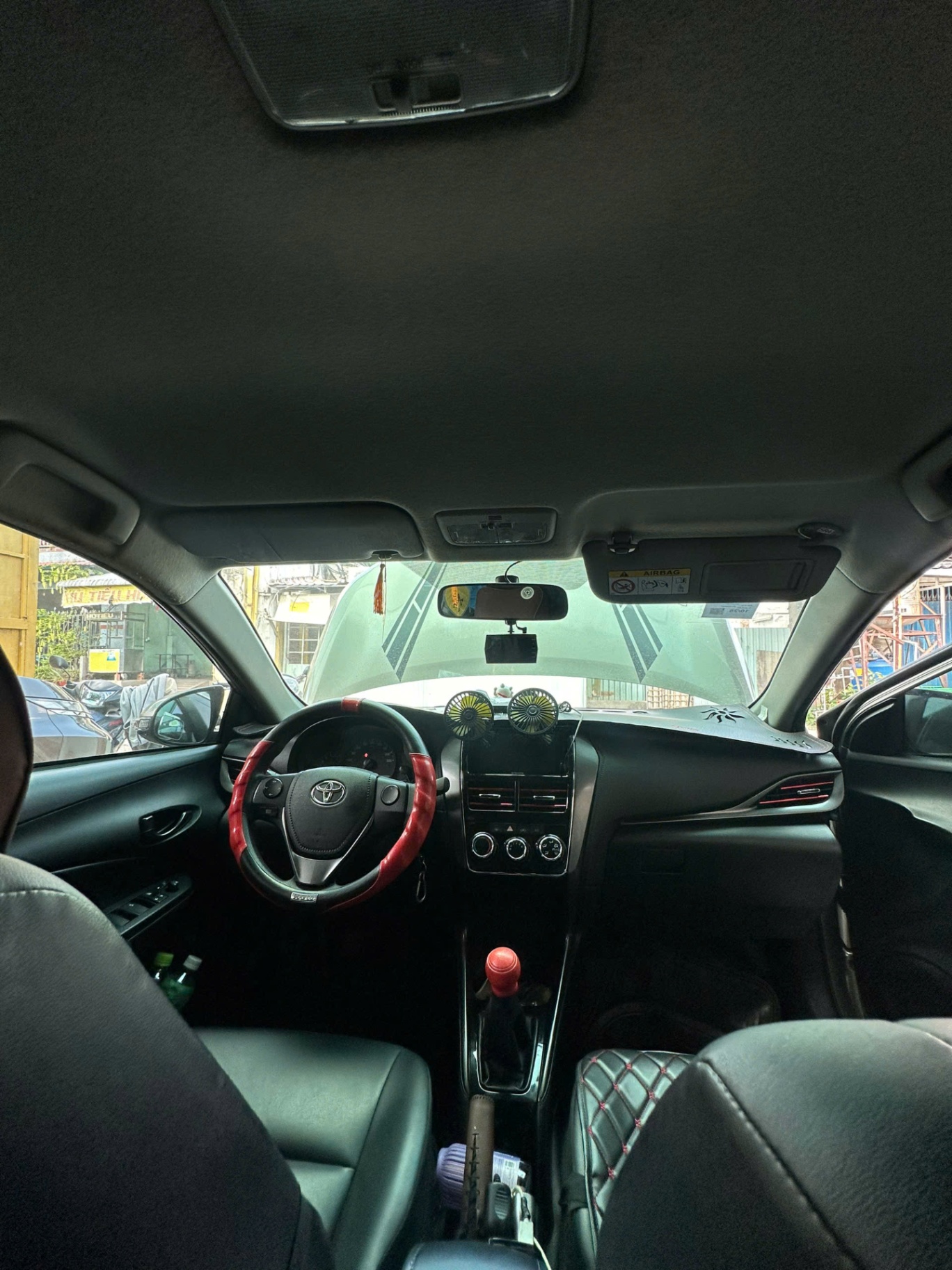 Toyota Vios E 1.5 MT 2024 - Nội thất 4