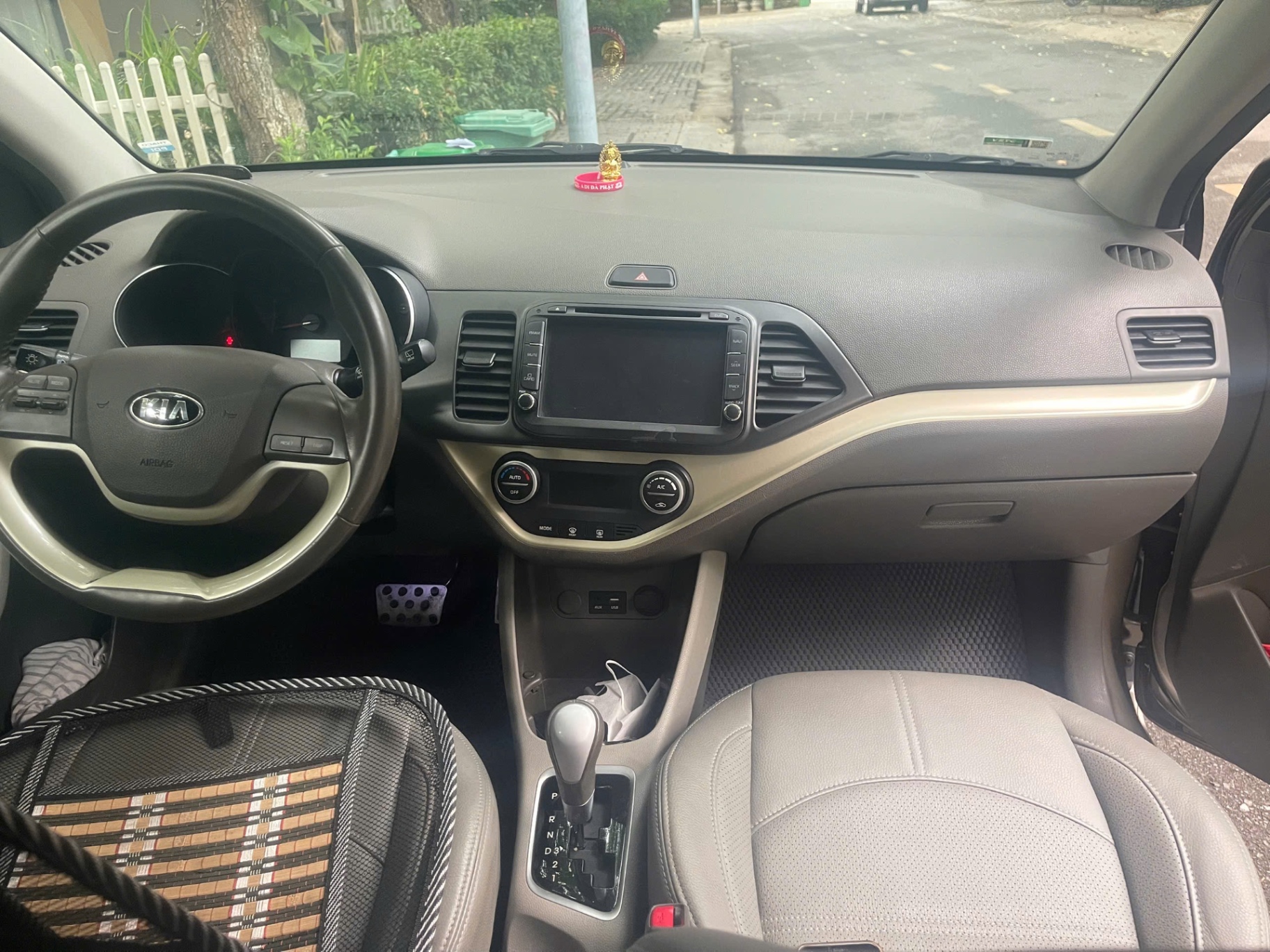 Kia Morning Si AT 2017 - Nội thất 3