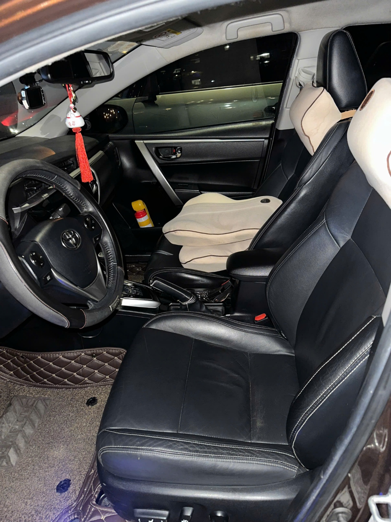 Toyota Corolla altis 2.0V 2015 - Nội thất 4