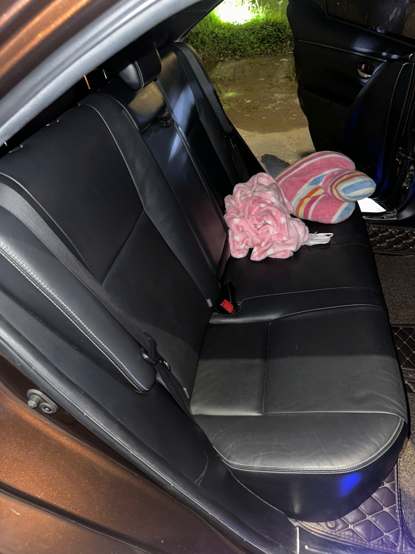 Toyota Corolla altis 2.0V 2015 - Nội thất 2