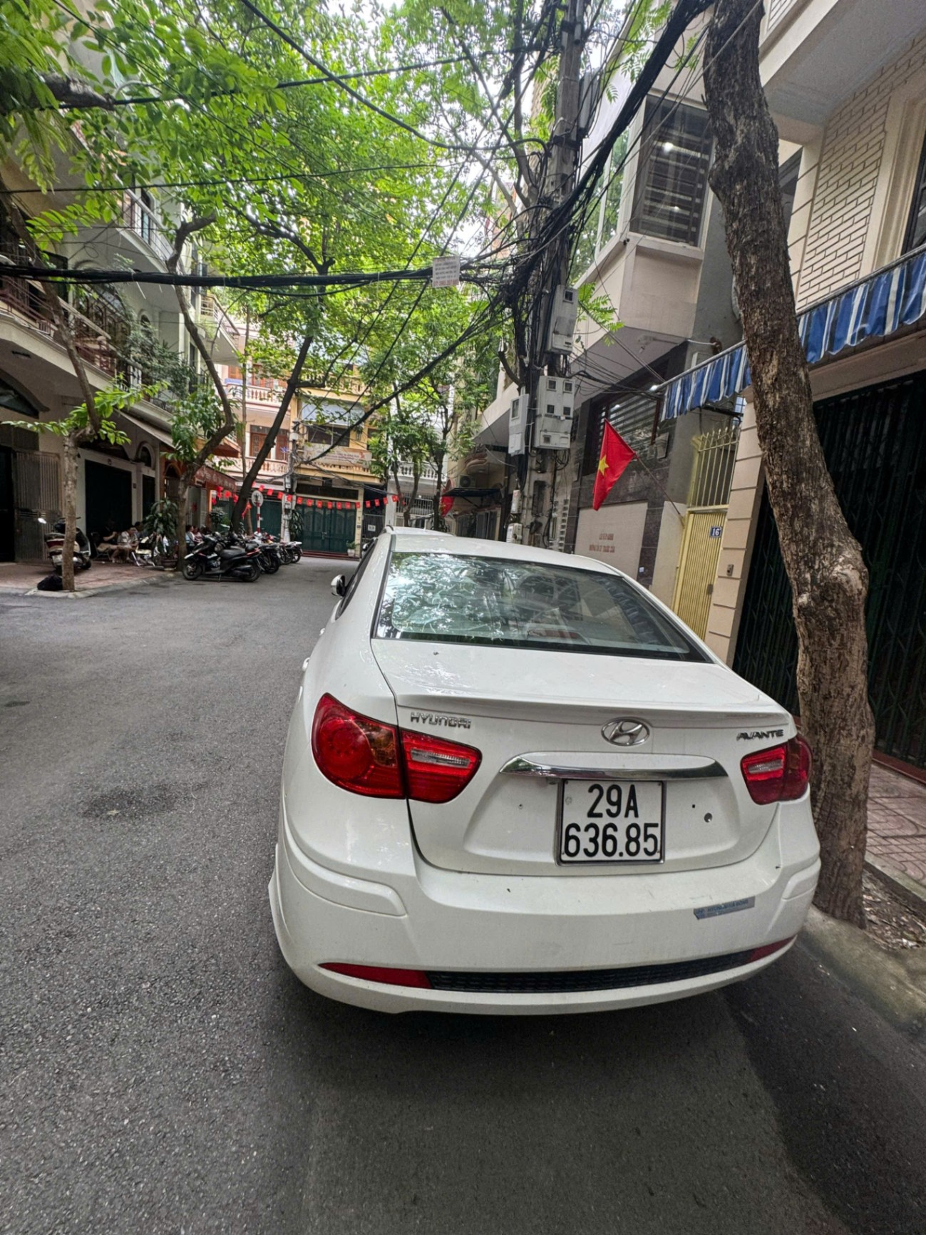 Hyundai Avante 1.6 AT 2012 - Ngoại thất 1